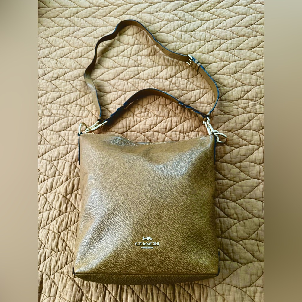Coach Brown Pebbled Leather Crossbody Bag EUC